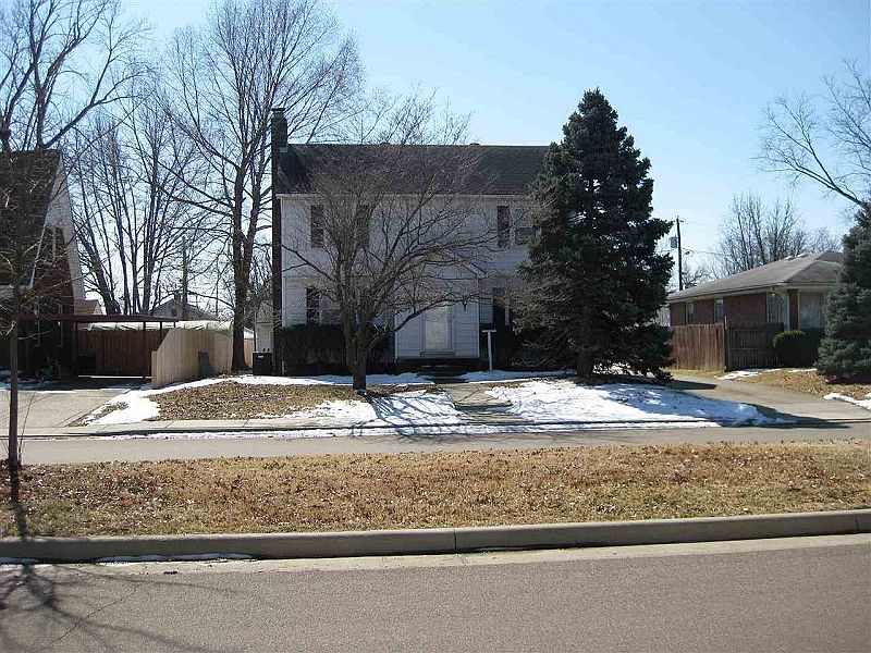 1st image of 1143 Ravenswood Dr