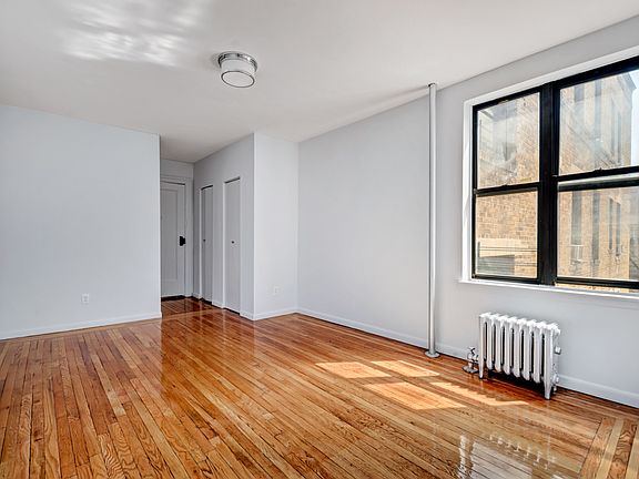 3rd image of 235 Naples Ter APT 2C