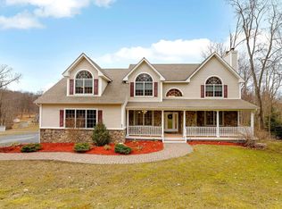 323 Augusta Dr, Hopewell Junction, NY 12533
