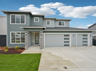 310 W 20th Way, La Center, WA 98629