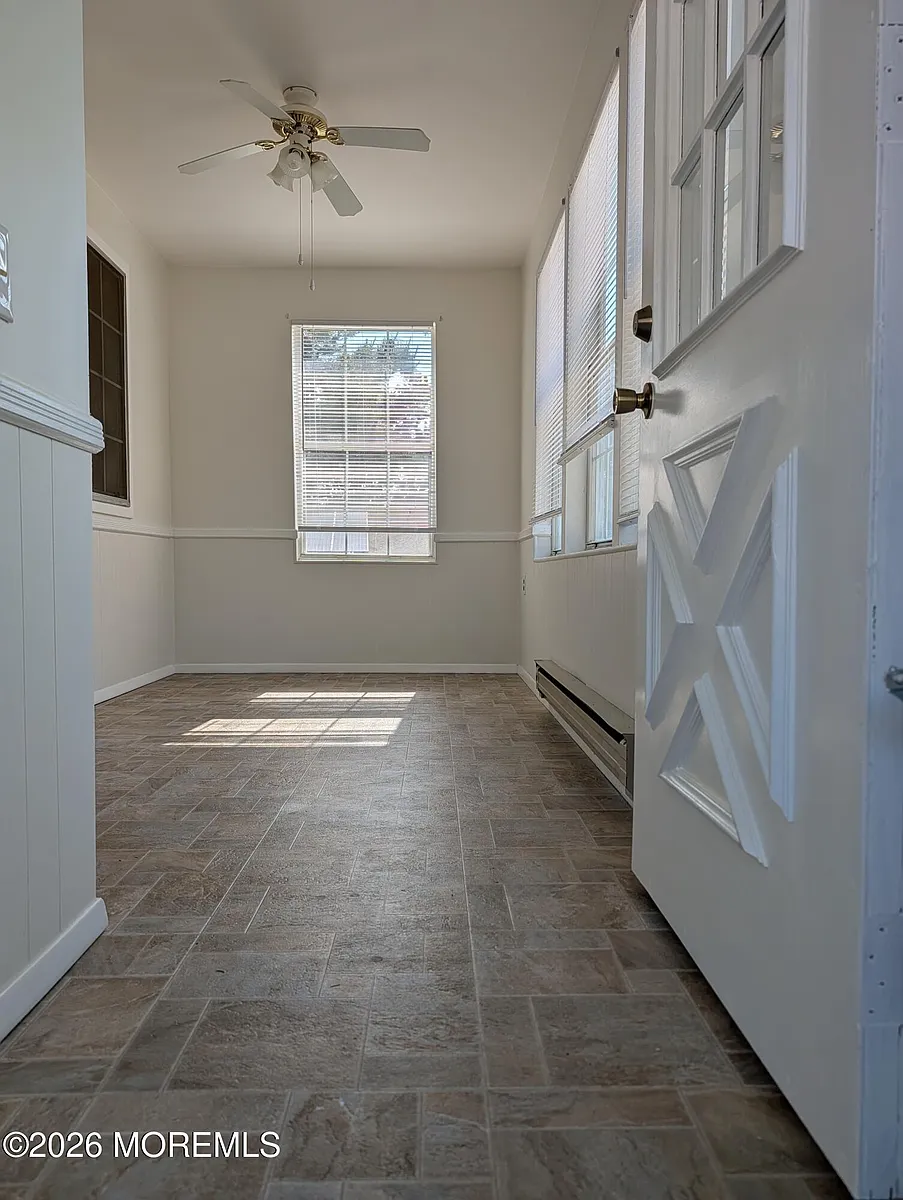 Building Photo - 57 Milford Ave #53
