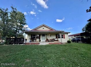1511 Giles Hollow Rd, Rose Hill, VA 24281