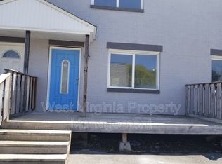 200 Lewis St APT 4, Oak Hill, WV 25901