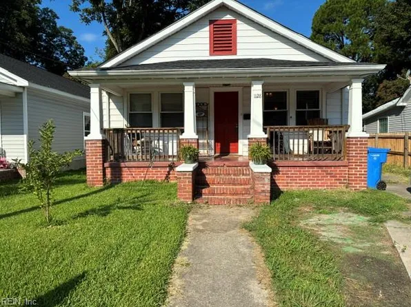 1128 Decatur St, Chesapeake, VA 23324