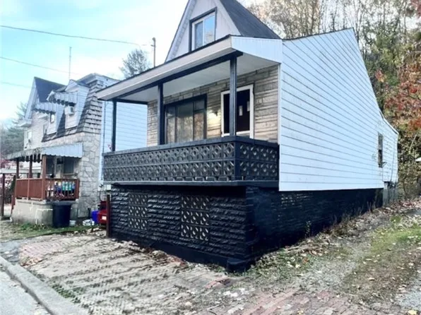 3326 Spring Garden Rd, Pittsburgh, PA 15212