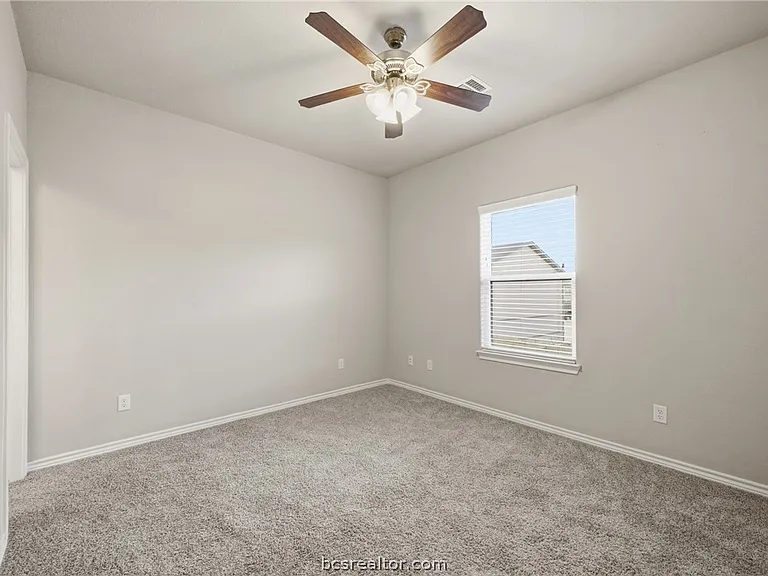 536 Momma Bear Dr — Photo 20