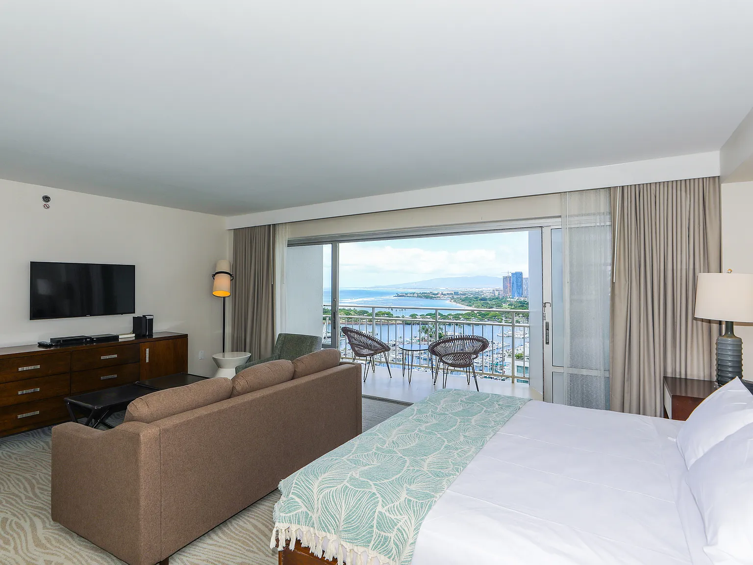 1 bed, 500 sqft, $3,300 — Photo 3