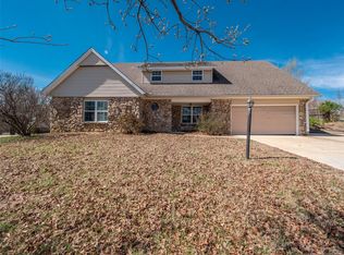 200 Oak Ridge Dr, Sand Springs, OK 74063