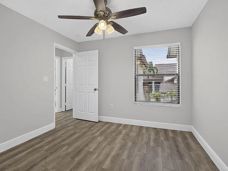 12708 Shoreline Dr #F — Photo 20