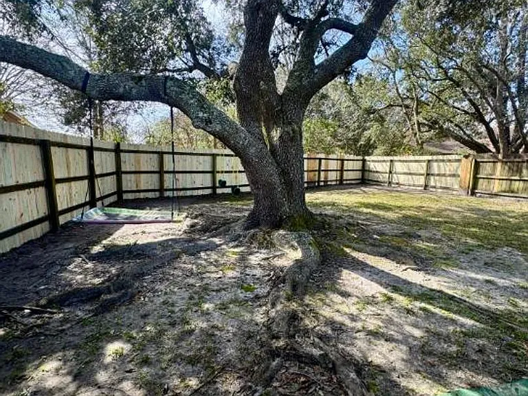 1315 Sussex Dr — Photo 21