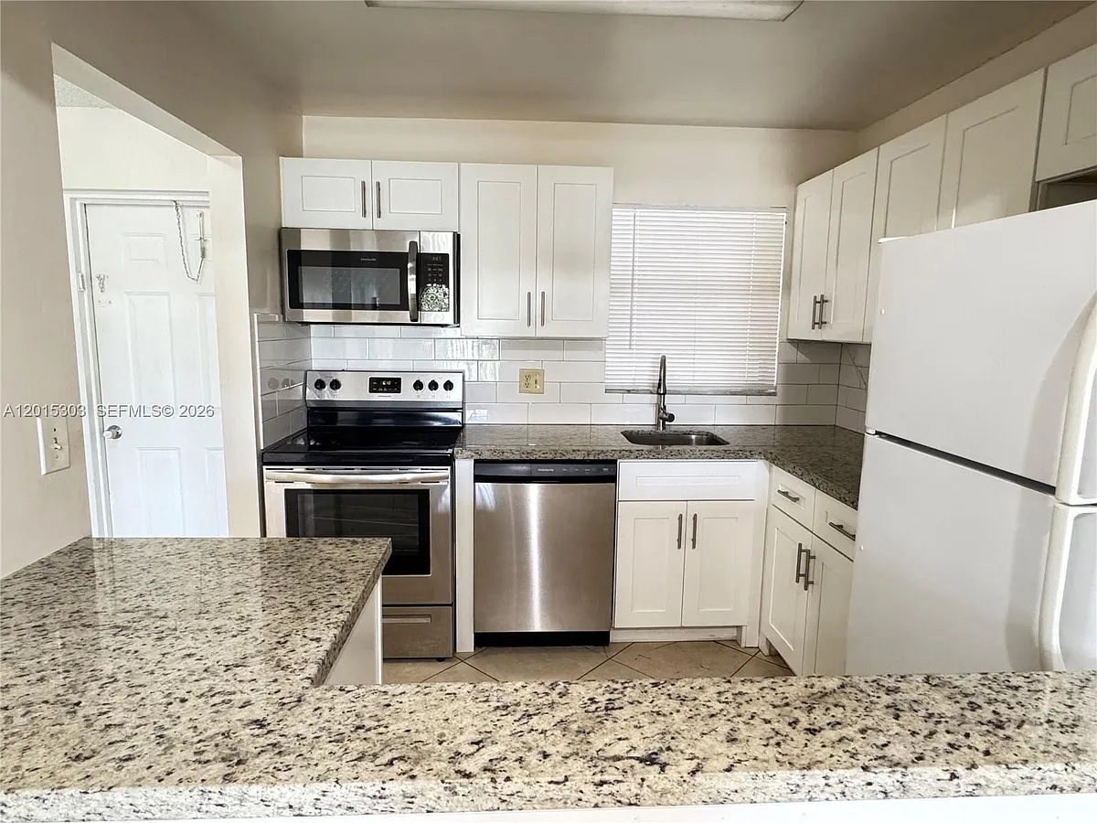 Building Photo - 6900 Nova Dr #2042