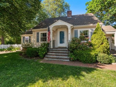 66 Sprague St, Dedham, MA, 02026