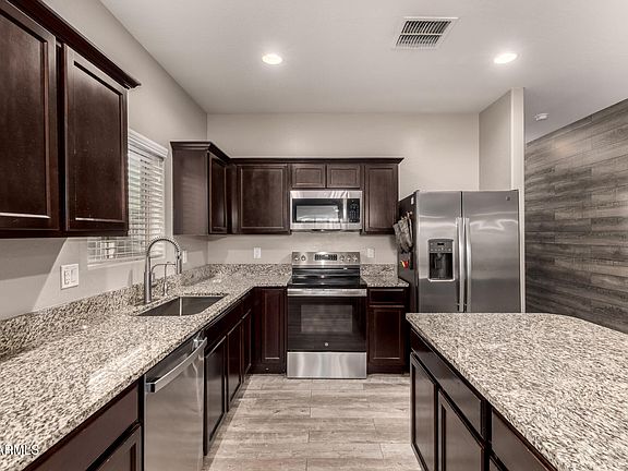 4th image of 23840 W TAMARISK Avenue