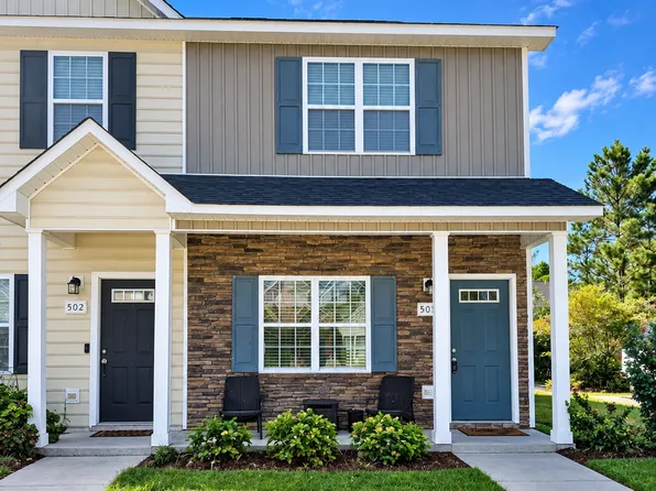 500 Oyster Rock Ln, Sneads Ferry, NC 28460
