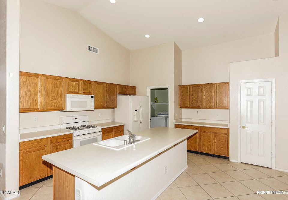 1st image of 12818 W Aster Dr
