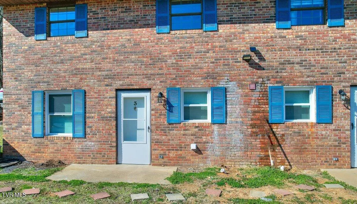 Building Photo - 241 Parker St #1