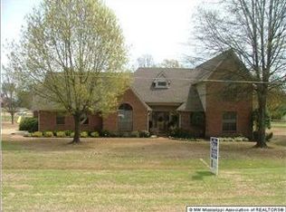 7700 Whitten Hill Dr, Olive Branch, MS 38654