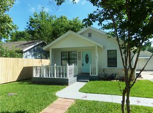 607 N Avenue F, Elgin, TX 78621