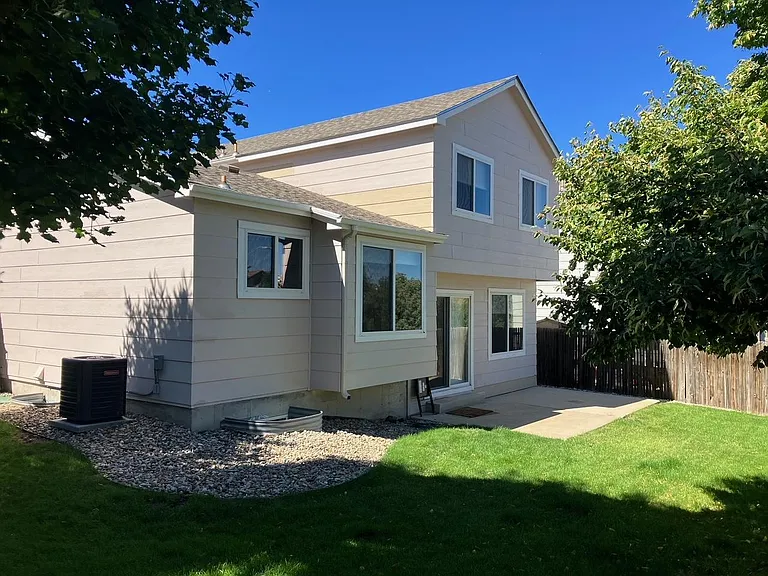 2726 Lear Dr — Photo 5
