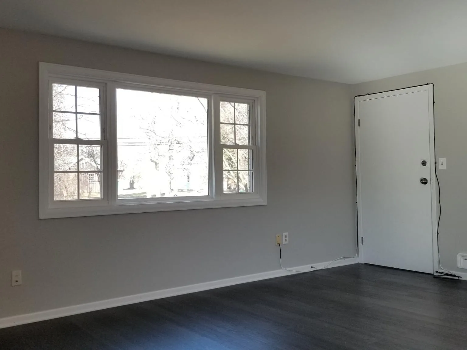 3 bed, 1200 sqft, $1,650 — Photo 2