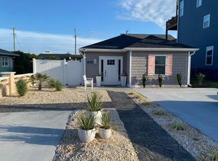 215 W Terminal Blvd, Atlantic Beach, NC 28512