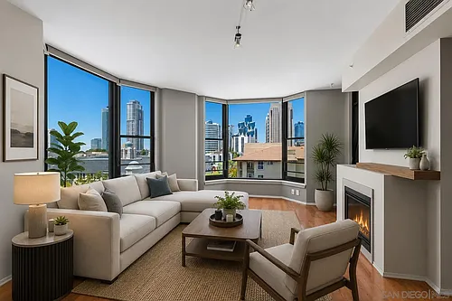 500 W Harbor Dr Photo 1 500 W Harbor Dr Photo 1