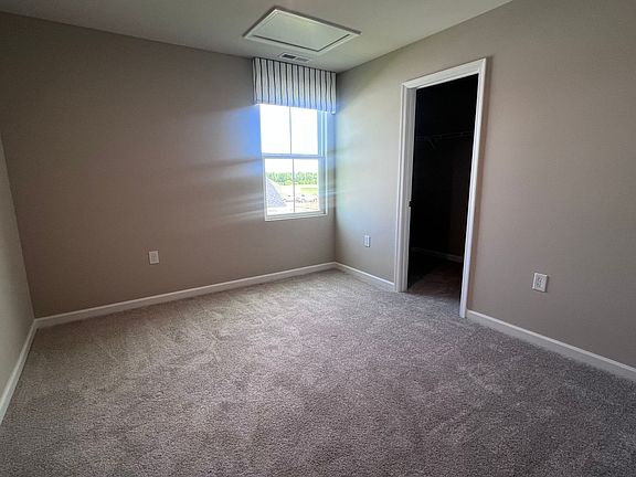5th image of 605 Merle Ave