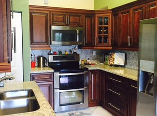 753 SW 118th Ave, Pembroke Pines, FL 33025