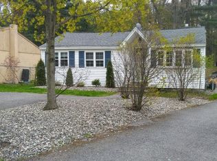 40 Gipp Rd, Albany, NY 12203