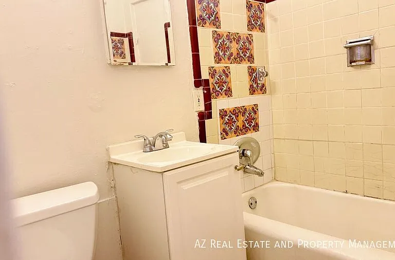 1509 N 15th Ave — Photo 9