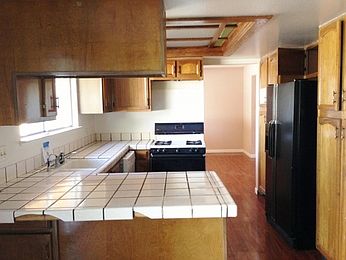 5th image of 5424 Conville Pl