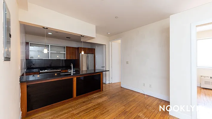Rented by Nooklyn NYC LLC | media 32