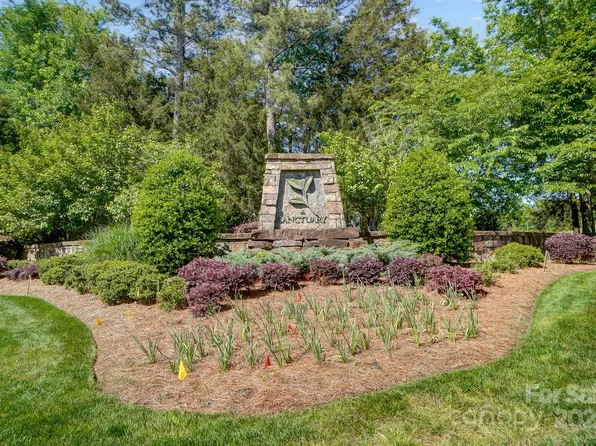 10629 Island Point Rd, Charlotte, NC 28278