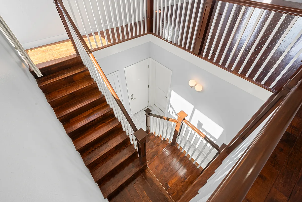 Entryway with stairs to main floor - 40 15th St #Penthouse C
