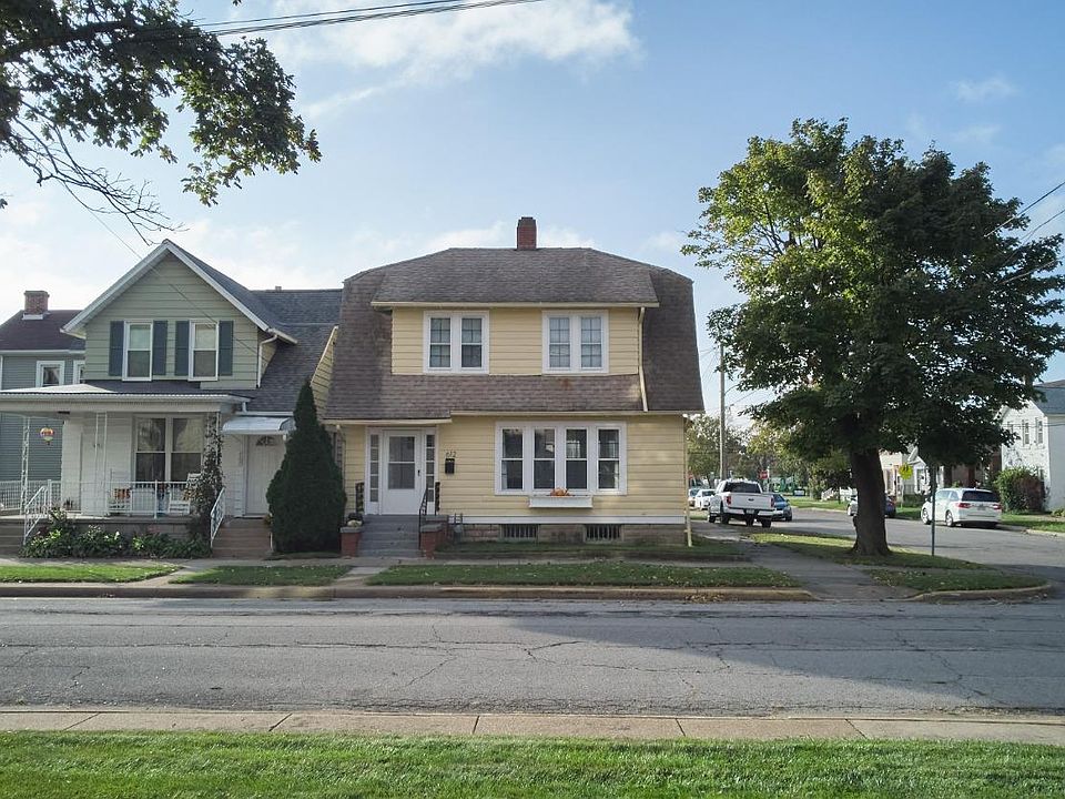 1st image of 612 W Jefferson St