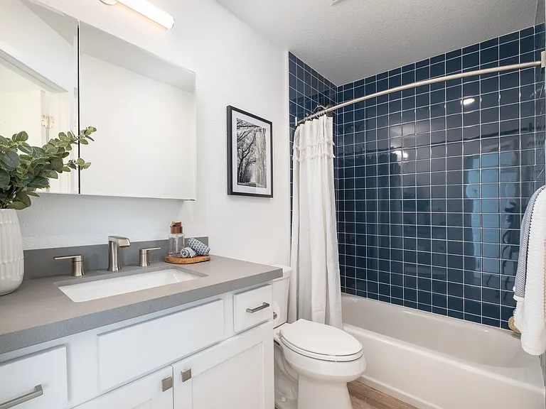 307 Pine St — Photo 7