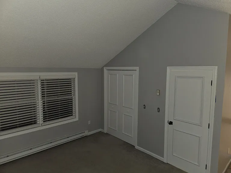 12 Bittersweet Ln — Photo 4