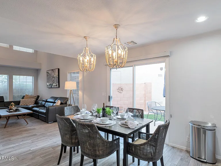 15550 N Frank Lloyd Wright Blvd #1085 — Photo 8