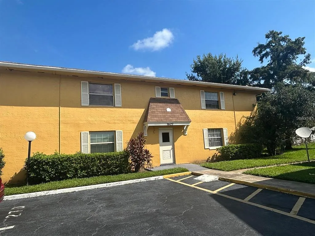 1 bed, 1.0 bath, 630 sqft, $999 — Photo 1