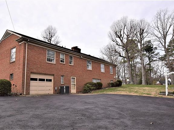 4th image of 5001 Edgemere Blvd