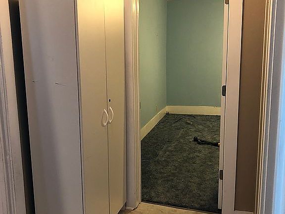 5th image of 101 N Harris St