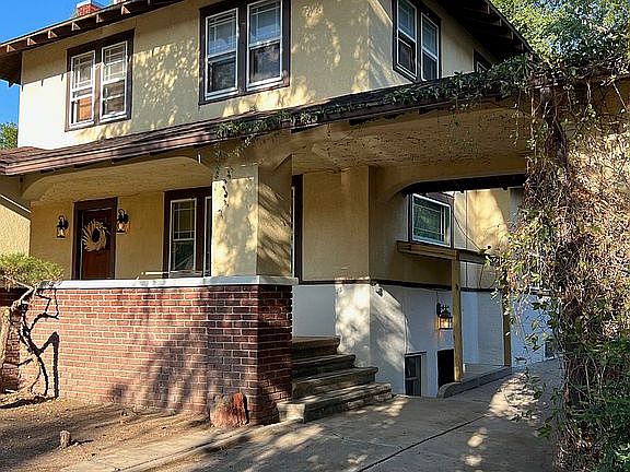 2nd image of 1504 1st Ave