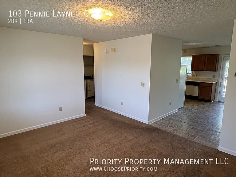 103 Pennie Ln #C — Photo 6