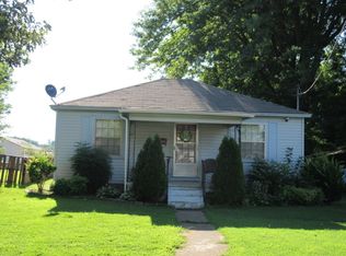 1128 S 2nd St, Union City, TN 38261