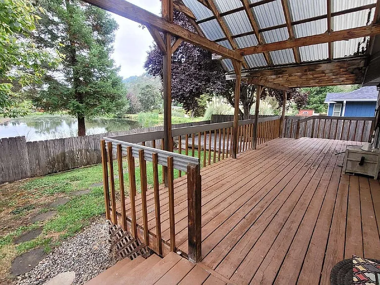 310 Village Dr — Photo 17