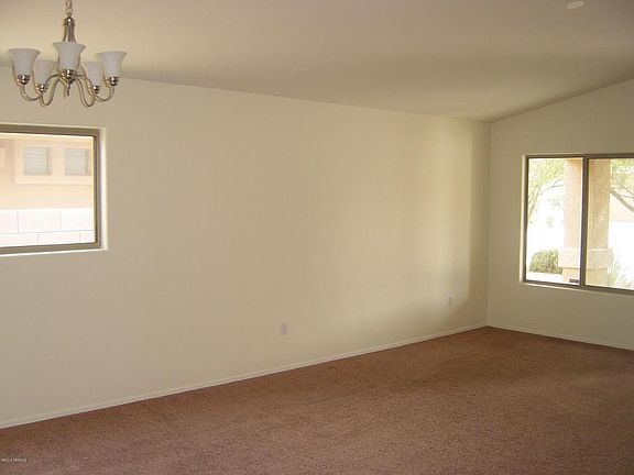 4th image of 4037 E Coolbrooke Dr