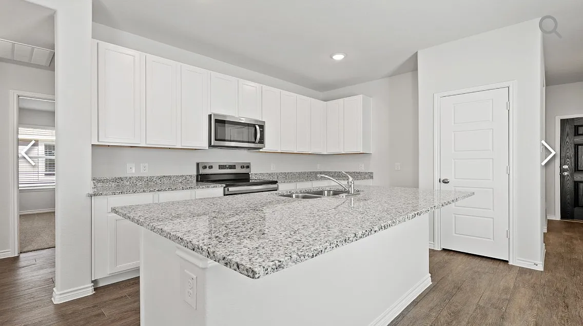 2 bed, 1190 sqft, $700 — Photo 4
