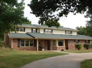 16694 Stanfield Rd, Boonville, MO 65233