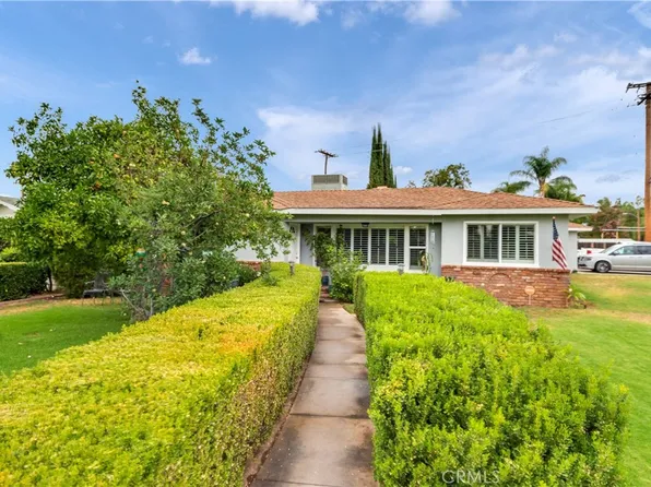 406 Myrtlewood Dr, Calimesa, CA 92320