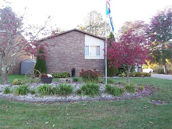 4th image of 2200 Division Street Ext